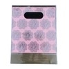 Chic Handbag Perfect for Elegant Gift Presentation Needs